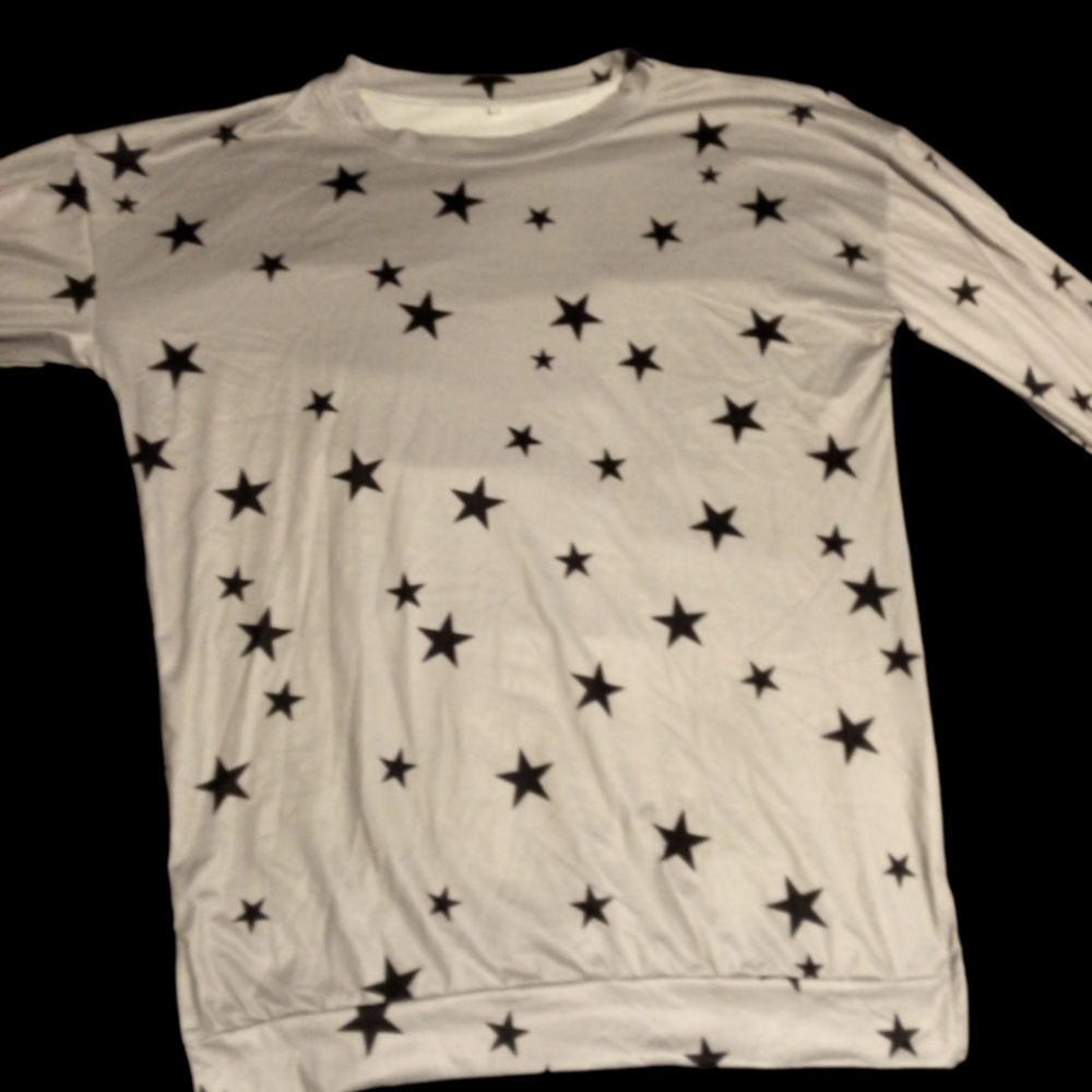Grey Star shirt.